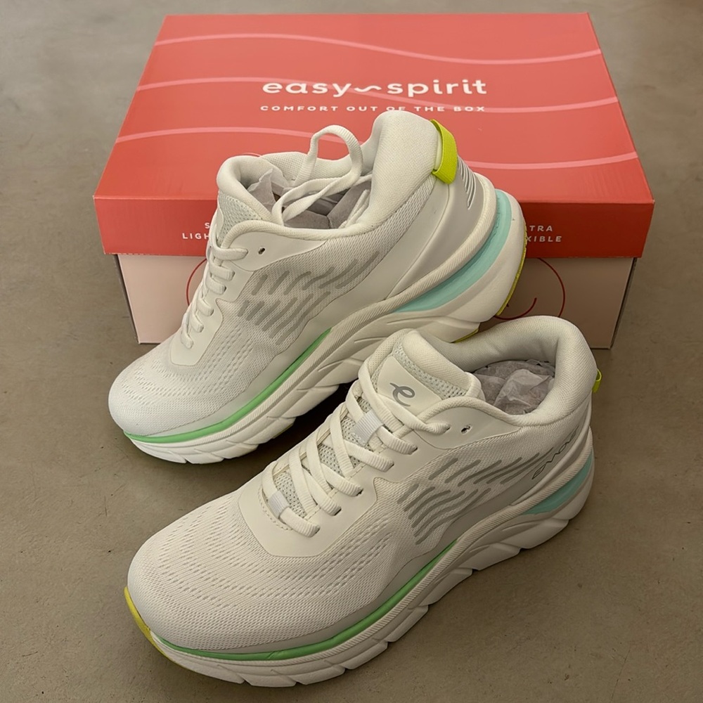 Sale! NIB Easy Spirit x Denise Austin Collab Emove Running/Walking Sneakers
